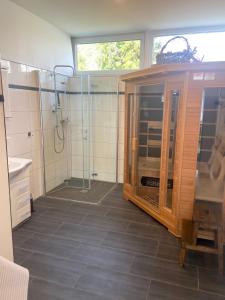 Koupelna v ubytování 5091 - 4 Schlafzimmer