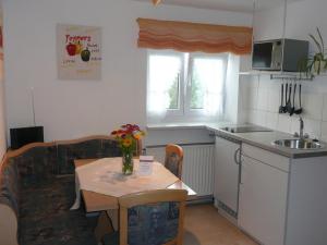 Kjøkken eller kjøkkenkrok på Ferienhof Schugg