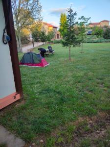 A garden outside Albergue La Senda