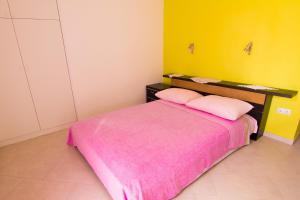 Posteľ alebo postele v izbe v ubytovaní Apartment Kirby