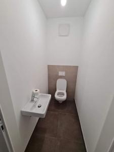 Zdjęcie z galerii obiektu Vienna Top Apartment with Parking, great surroundings w Wiedniu