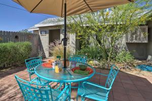 Garden sa labas ng Rockview House 5 Mi to Joshua Tree Natl Park!