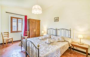 Posteľ alebo postele v izbe v ubytovaní Gorgeous Home In Montaione With Wifi