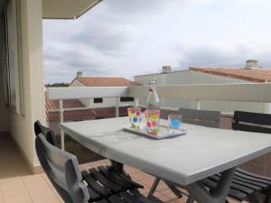 Nápoje v ubytovaní Appartement avec balcon, accès direct à la plage, garage privatif - FR-1-224-788