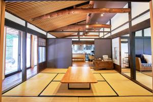 Istumisnurk majutusasutuses せとうち母家 Setouchi OMOYA