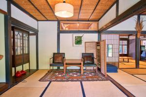 Istumisnurk majutusasutuses せとうち母家 Setouchi OMOYA