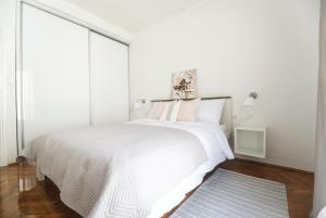 Posteľ alebo postele v izbe v ubytovaní LUXURY APARTMENT MEJE