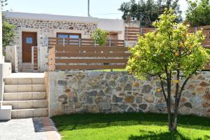 Zahrada ubytování Petrino in Sisi with private pool and garden
