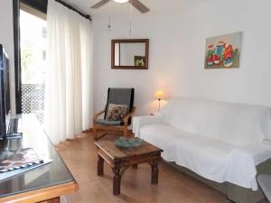 Posteľ alebo postele v izbe v ubytovaní Apartamento en Atlanterra Playa 33A + 12 fotografií