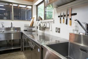 Kitchen o kitchenette sa Fukuyama - House / Vacation STAY 2554