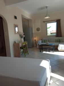 Gallery image of Sea Side House Kourouta in Kourouta