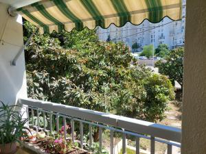 Jardí fora de Apartment Buga