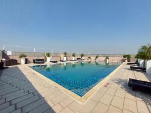 The swimming pool at or close to Svelte Delhi, a member of Radisson Individuals