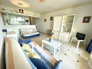 Fotografia z galérie ubytovania MAURICI BJ2 - Apartamento en Empuriabrava con piscina comunitaria v destinácii Empuriabrava