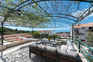 Makarska şehrindeki Villa Božica - sea view stone villa with parking tesisine ait fotoğraf galerisinden bir görsel