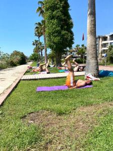 A garden outside İstanbul Beach Hotel