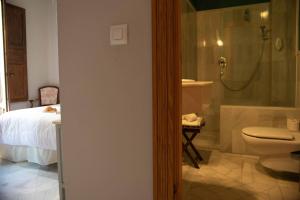 Ένα μπάνιο στο Alh Patio Apartamentos +67 φωτογραφίες