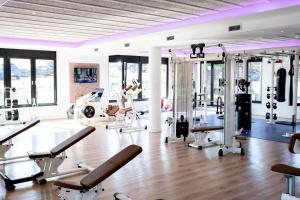 Fitness centrum a/nebo fitness zařízení v ubytování monte mare SAUNA-SPA-SPORTS-HOTEL