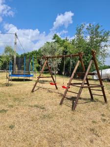 Galeriebild der Unterkunft Beautiful Istrian house with big backyard in Valtura