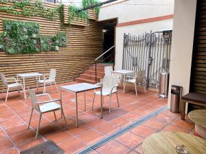 A balcony or terrace at BCN Urbaness Hotels Bonavista
