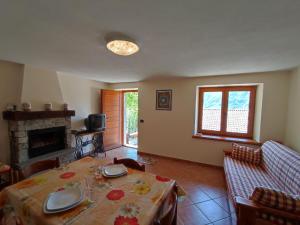 Fotografia z galérie ubytovania Holiday Home Casa Crevegno by Interhome v destinácii Bubegno