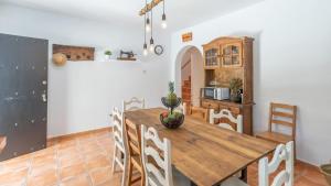 Kuchyňa alebo kuchynka v ubytovaní Casa Los Baenas Casabermeja by Ruralidays