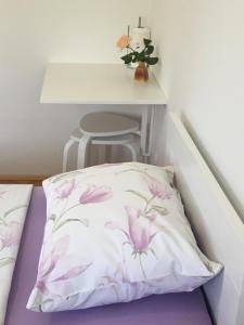מיטה או מיטות בחדר ב-Room Bioci