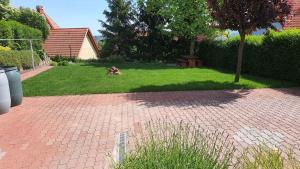 A garden outside Apartment in Fonyod - Balaton 18580