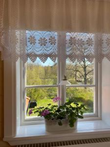 Φωτογραφία από το άλμπουμ του Spjutsbygds Gårds Bed and Breakfast σε Rödeby +13 φωτογραφίες