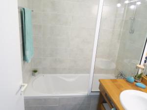 Koupelna v ubytování Manganao Loft Bord de mer + 18 fotografií