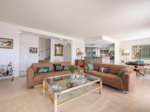 Khu vực ghế ngồi tại Villa Belvedere by Interhome +33 ảnh