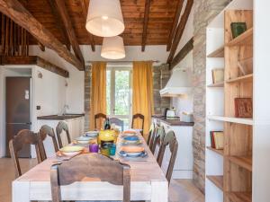 Posezení v ubytování Holiday Home Sant'Evasio by Interhome