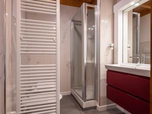 Koupelna v ubytování Holiday Home Sant'Evasio by Interhome