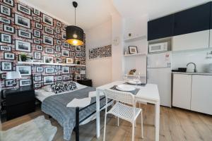 Zdjęcie z galerii obiektu Stadion Narodowy Warszawa UNIT ApartmentMini noclegi Super lokalizacja przy Metro MiniStudio with private banthroom w Warszawie