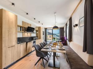 Gallery image of Apartment Emma Deluxe Aparthotel-11 by Interhome in Fürth
