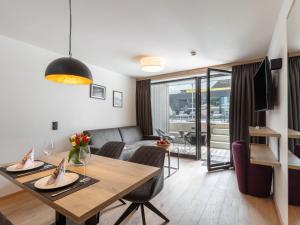 Gallery image of Apartment Emma Deluxe Aparthotel-1 by Interhome in Fürth