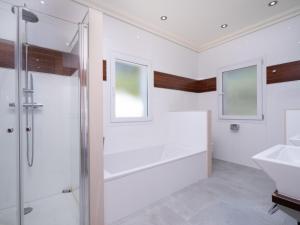 Kúpeľňa v ubytovaní Villa El Portet by Interhome