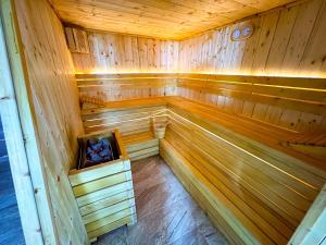 Зображення з фотогалереї помешкання Hotel Kulla e Bajraktarit у місті Bogë