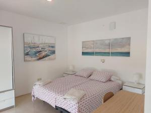 Posteľ alebo postele v izbe v ubytovaní Villa Lemon Tree - Amazing sea views + 24 fotografií