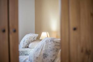 A bed or beds in a room at Villa Orquidea