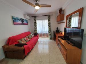 Telewizja i/lub zestaw kina domowego w obiekcie Rico Apartaments Ricosol