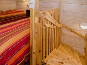Двухъярусная кровать или двухъярусные кровати в номере Holiday Home Amero purnu 5