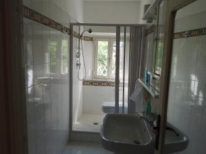 Koupelna v ubytování B & B dépendance
