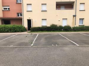 Fotografia z galérie ubytovania Appartement Idéal circuit 3km v destinácii Le Mans