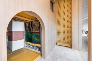 TV a/nebo společenská místnost v ubytování Nadmorski Dwór - Green Apartment
