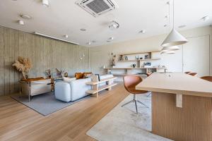 Posezení v ubytování Nadmorski Dwór - Green Apartment