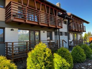 Balkón alebo terasa v ubytovaní Apartmány Friends Tatry
