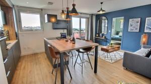 Posedenie v ubytovaní Le Jet 7 - Appartement de standing avec belle vue mer