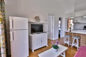 A kitchen or kitchenette at Bungalow Santa Fe de 2 habitaciones