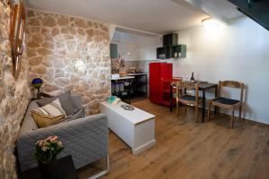Kuchyňa alebo kuchynka v ubytovaní Holiday home Brodina